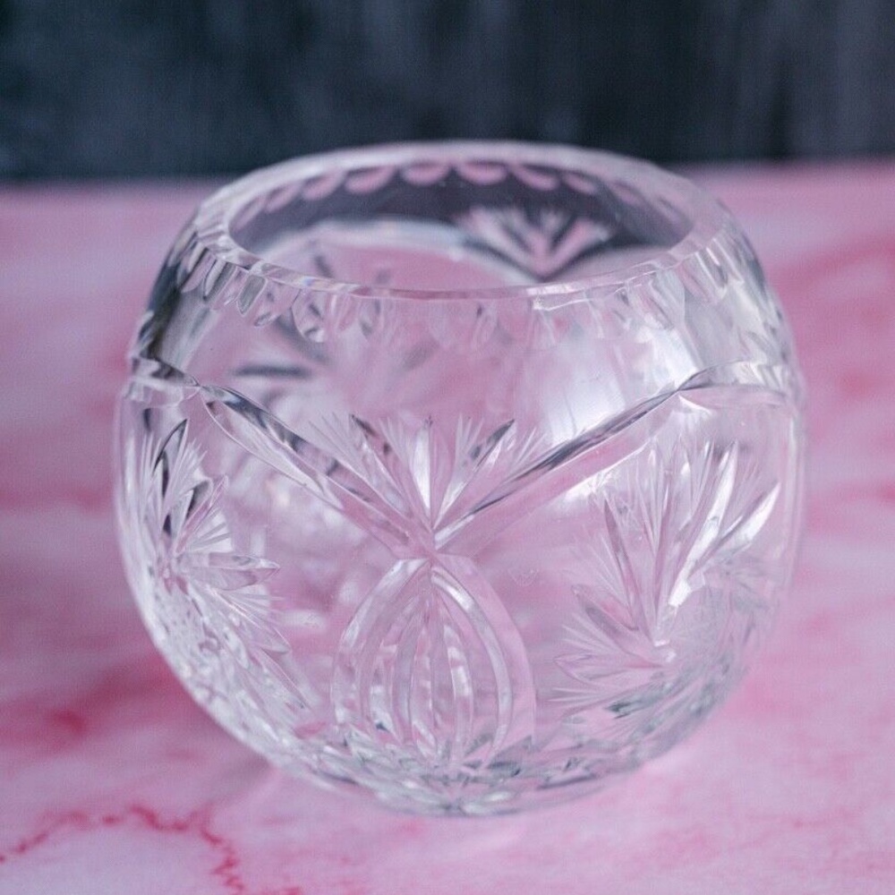 Vintage Lead Crystal Round Vase Bowl Cut Pinwheel & Star Pattern 3.5" Tall